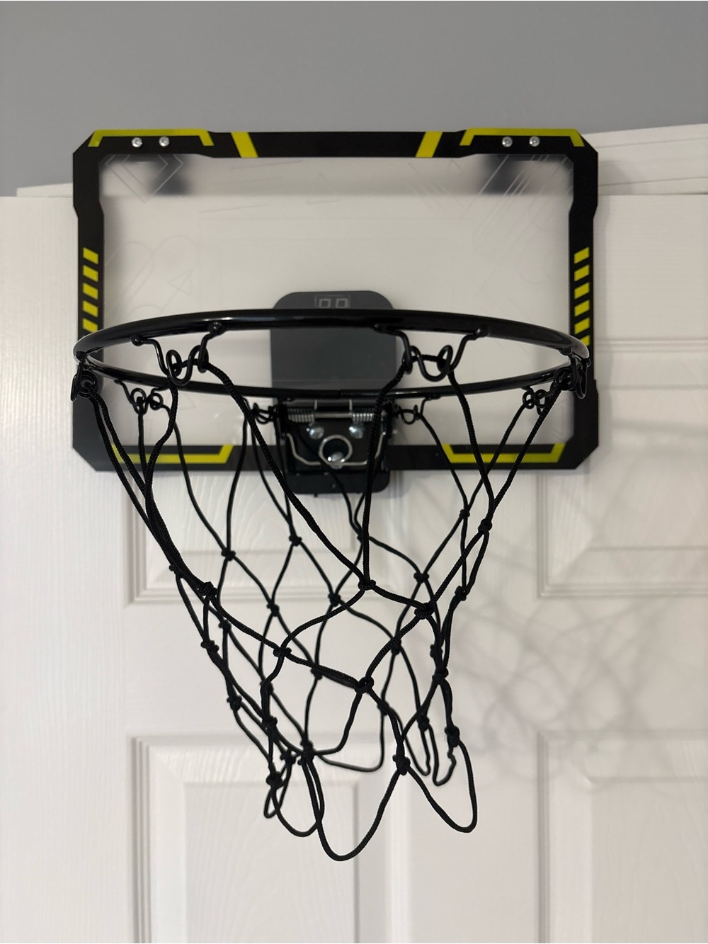 Basketball hoop